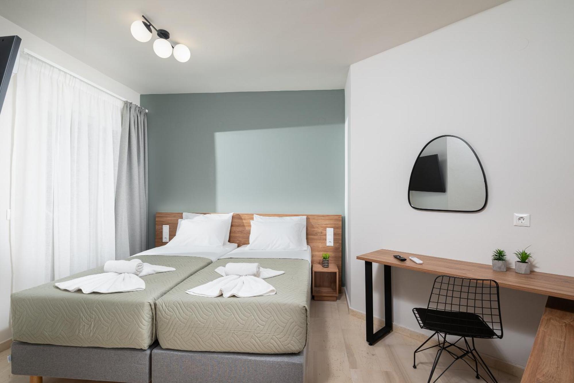 Makas Suites Hersonissos  Exterior photo