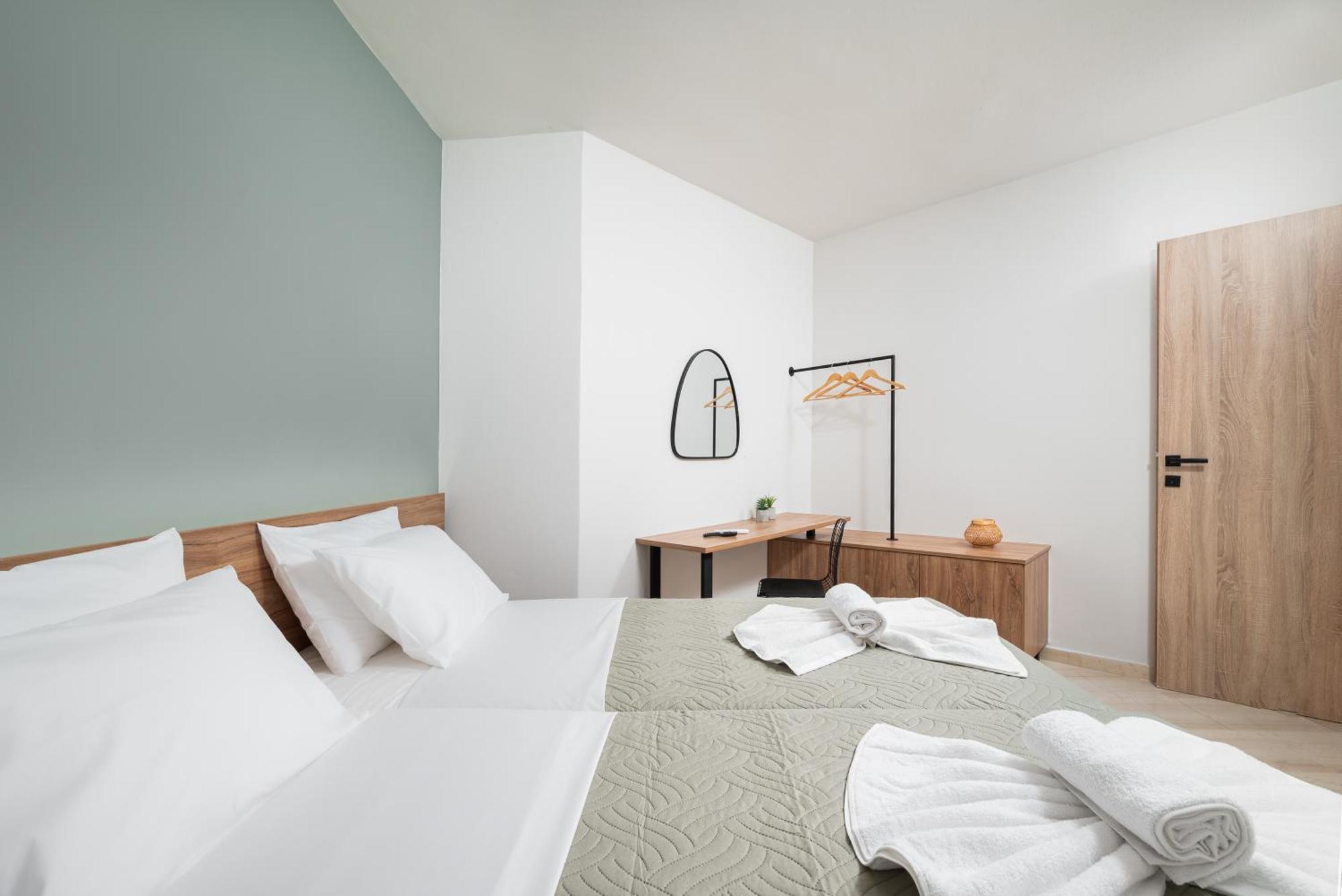Makas Suites Hersonissos  Exterior photo